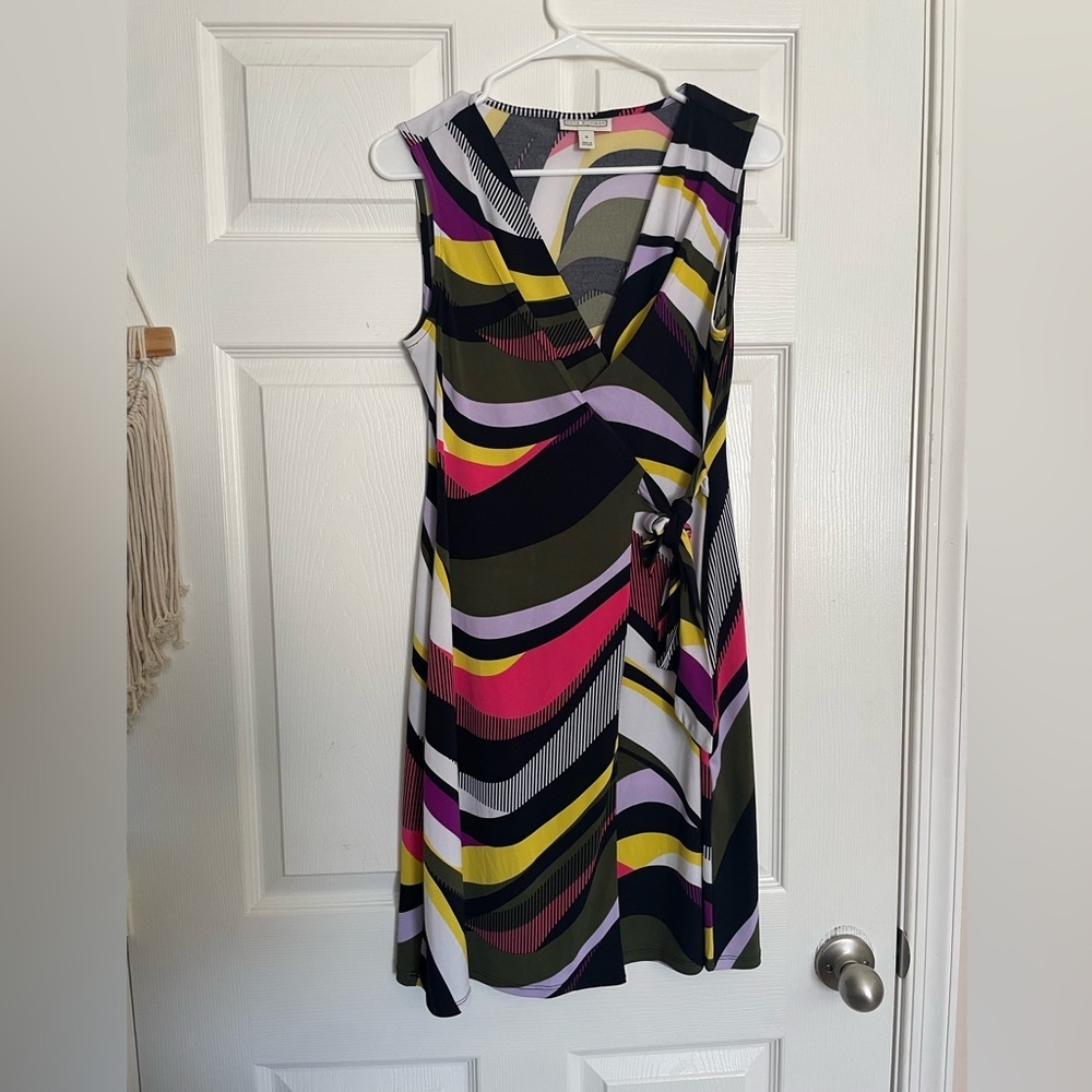 Dana Buchman Women’s Size Small Sleeveless Multi-Color Wrap Midi Dress